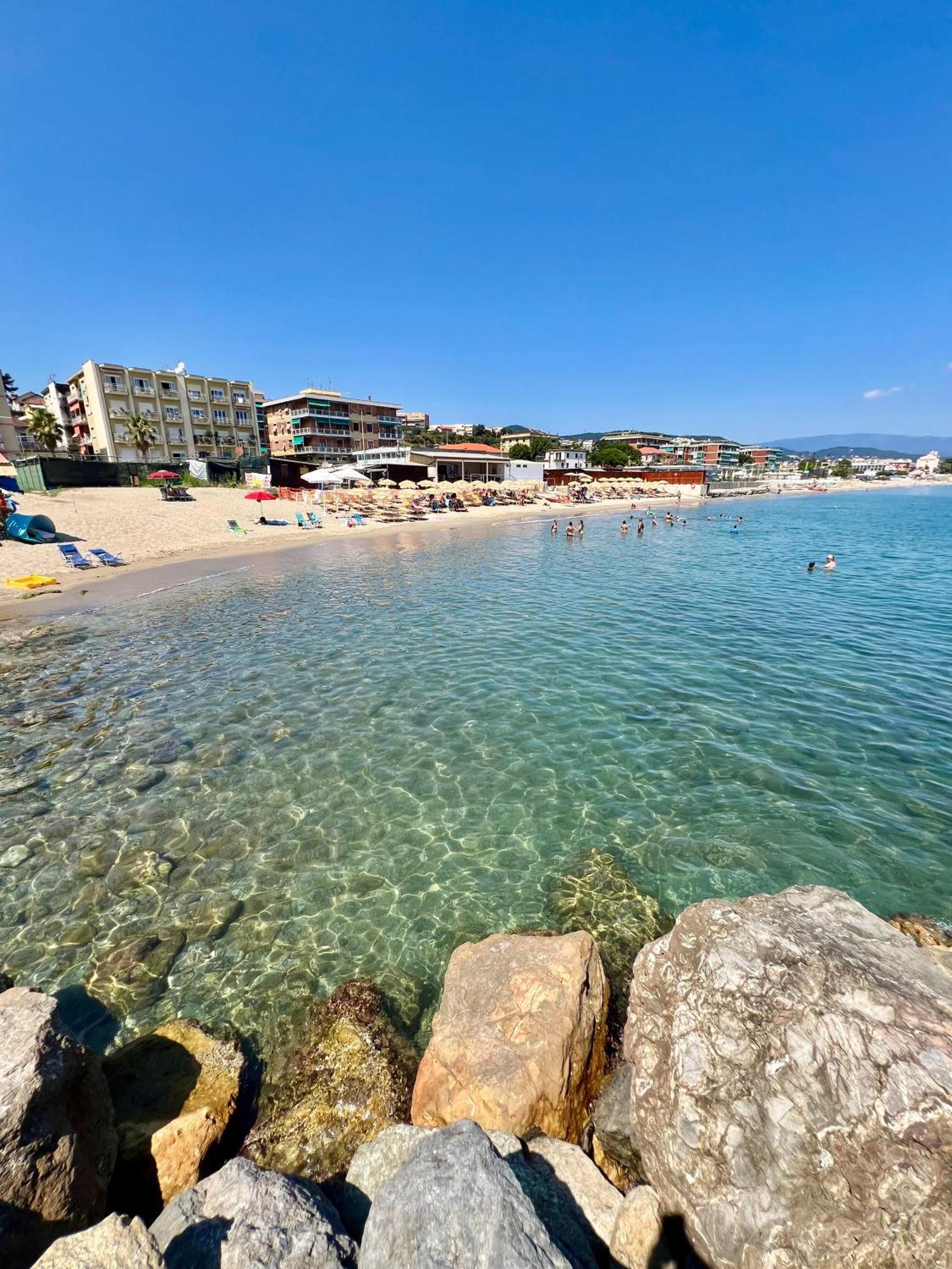 Appartamento Con Accesso Privato Spiaggia Savona Zewnętrze zdjęcie